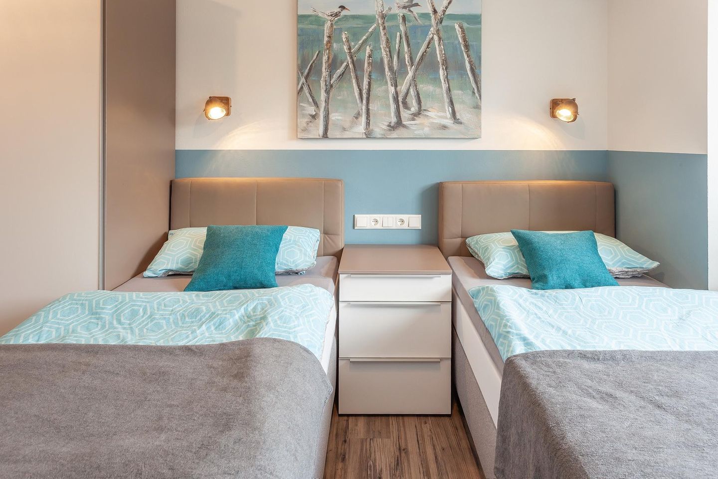 Haus Stubnitz Binz-Prora Haus Stubnitz "Meerzeit" 2.4 Rügen - Schlafzimmer mit zwei Einzelbetten