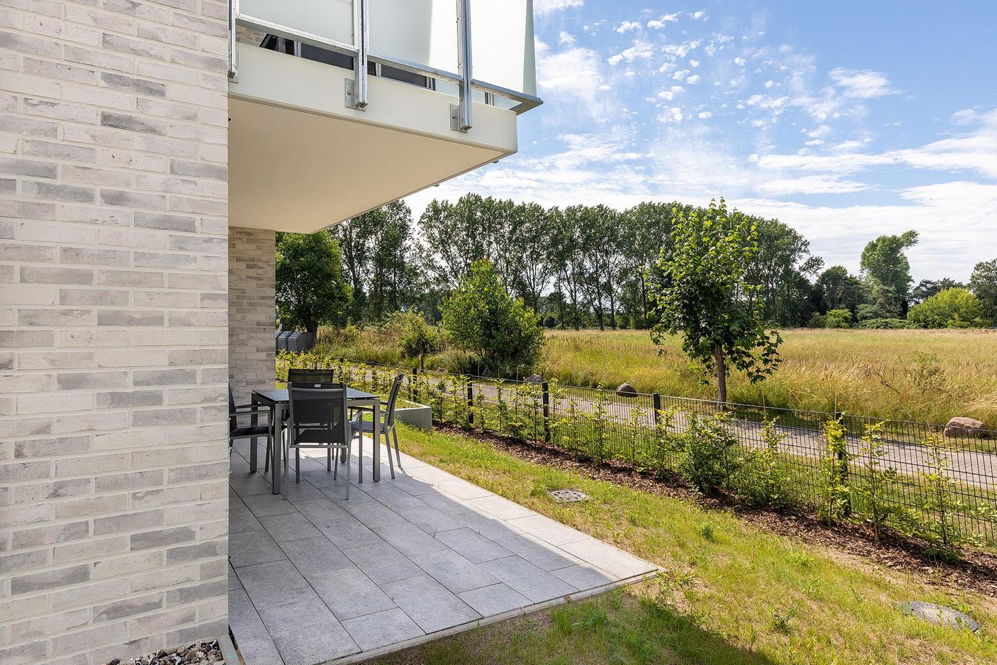 Aparthotel Ostseeallee Aparthotel Ostseeallee 2-11 Boltenhagen - Terrasse in Nord-West-Lage