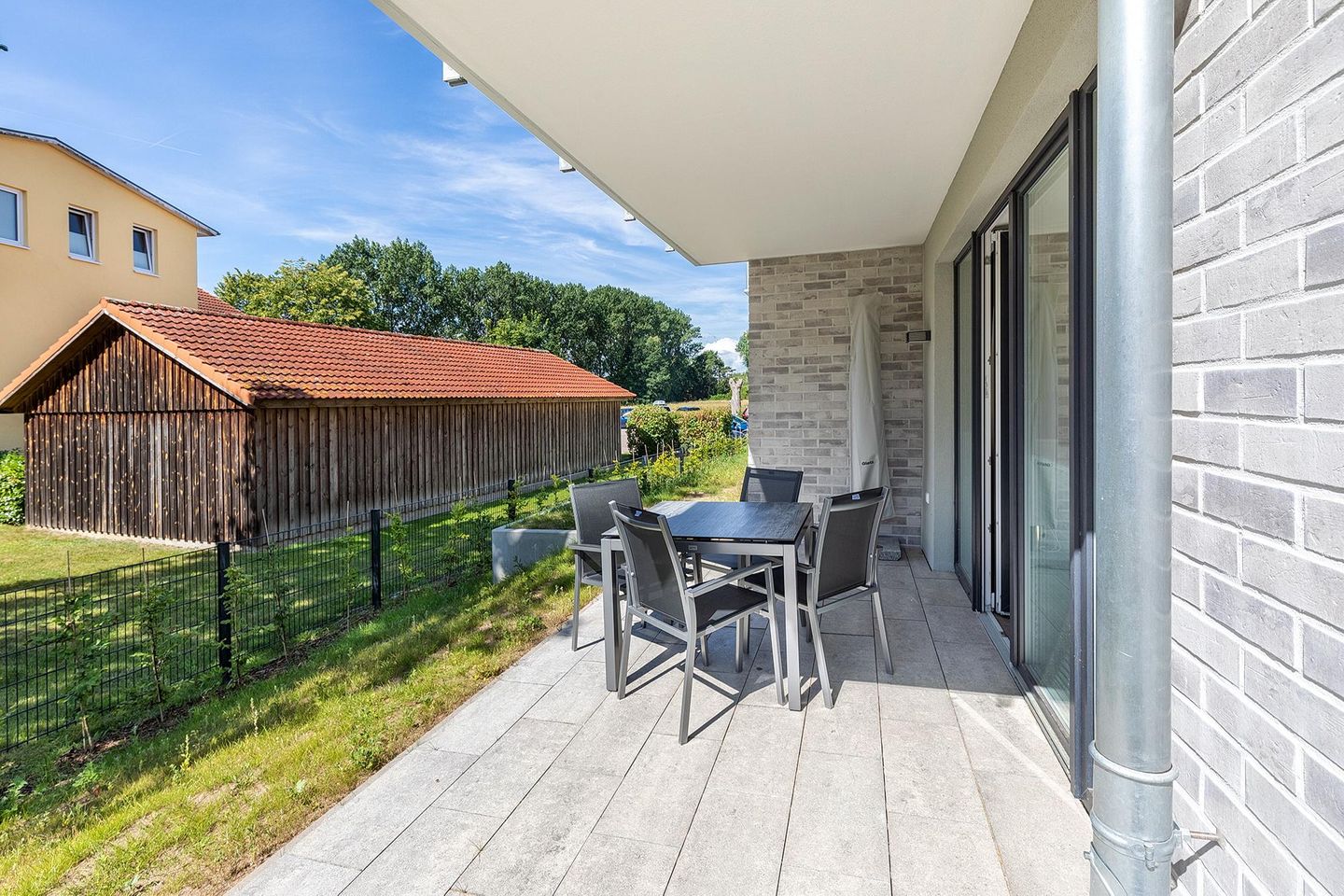 Aparthotel Ostseeallee Aparthotel Ostseeallee 4-29 Boltenhagen - Terrasse in Süd-Ost Lage