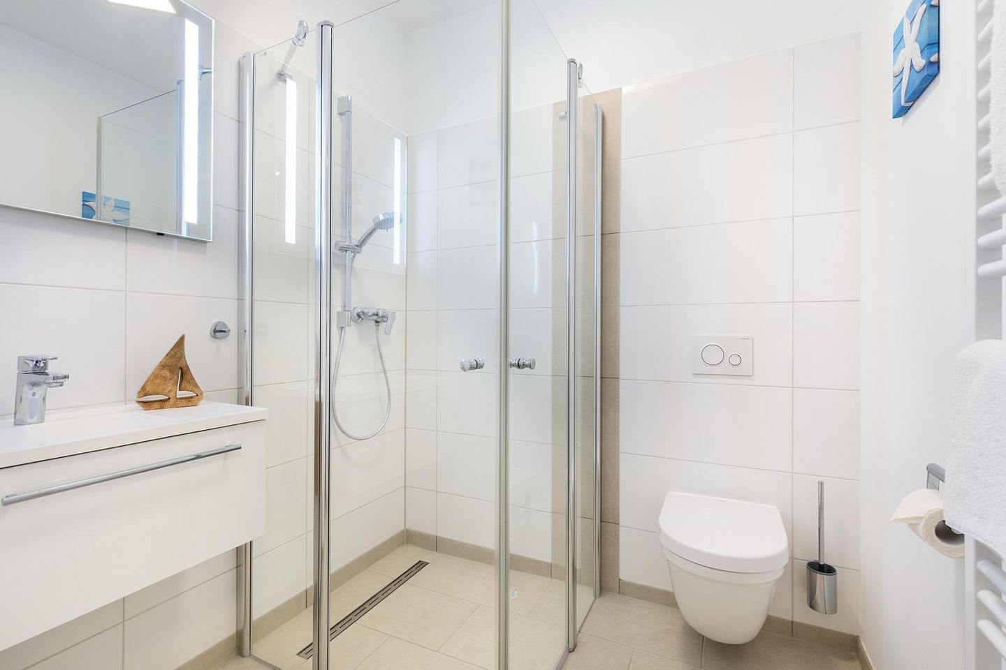 Aparthotel Ostseeallee Aparthotel Ostseeallee 5-41 Boltenhagen - Badezimmer "2" mit Dusche und WC