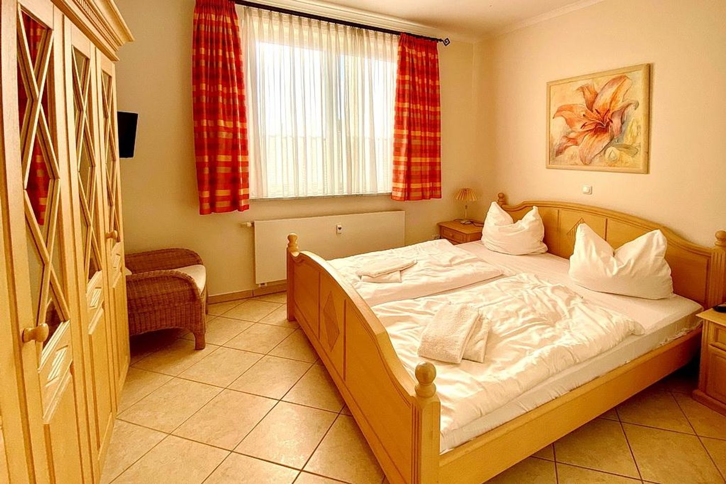 Dünenschloss Dünenschloss 1-37 Kühlungsborn - Schlafzimmer mit Doppelbett