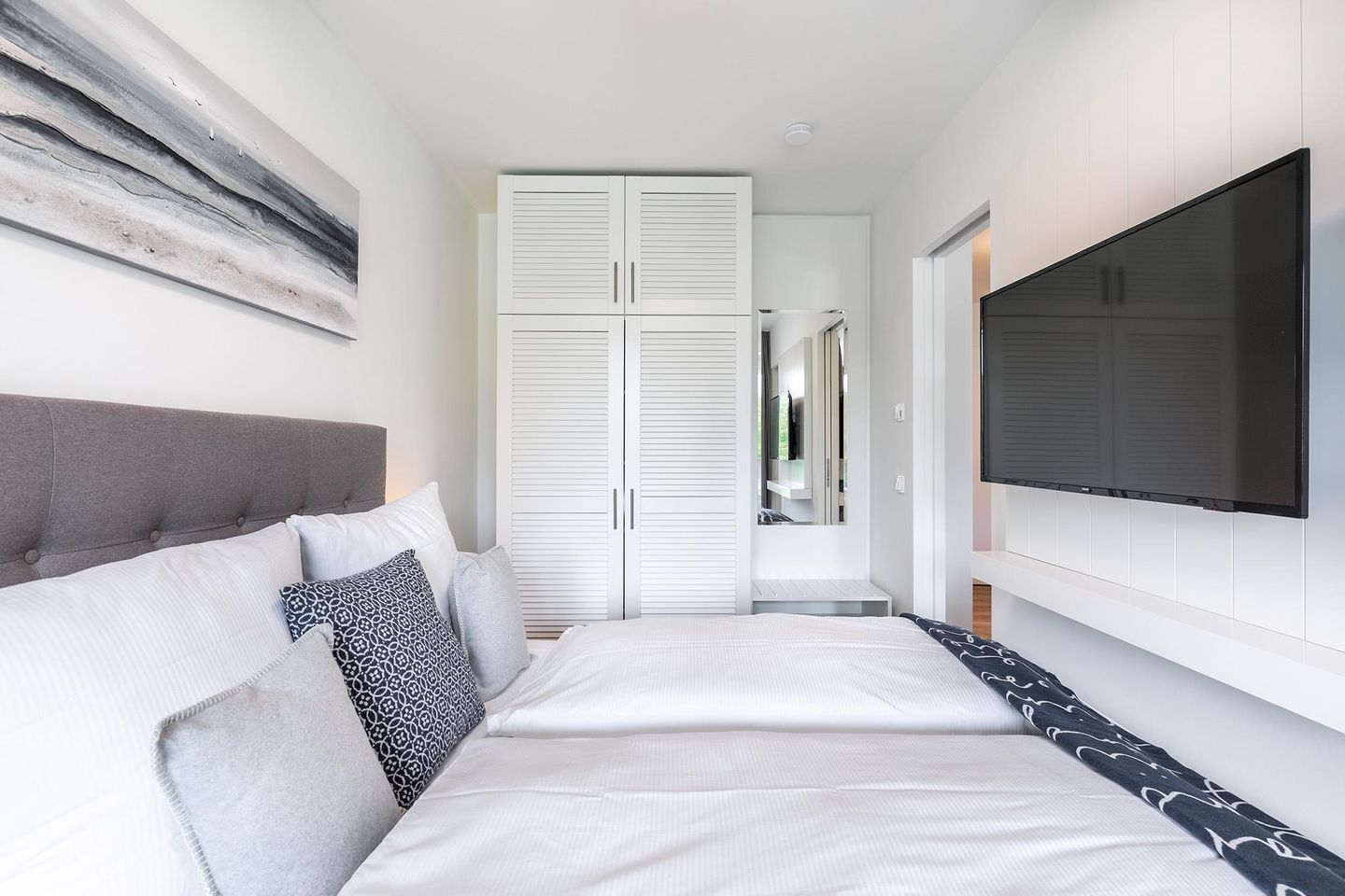 Godewindpark Travemünde Godewindpark Travemünde 1-12 Travemünde - Schlafzimmer mit Kleiderschrank