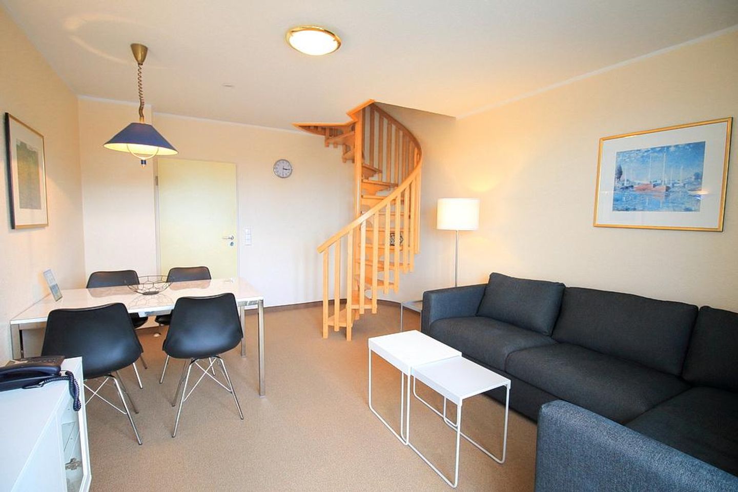 Hus Inselkieker Hus Inselkieker 219  Schillig - Wohnbereich mit Sitzgelegenheit