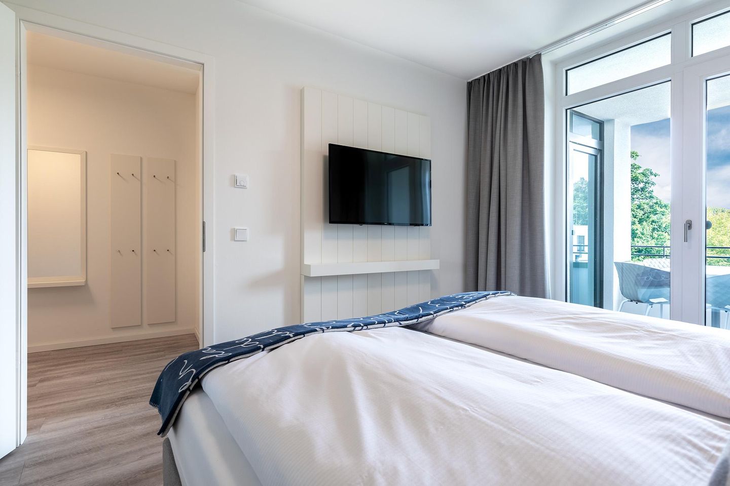 Godewindpark Travemünde Godewindpark Travemünde 2-04 Travemünde - Schlafzimmer mit Zugang zum Flur