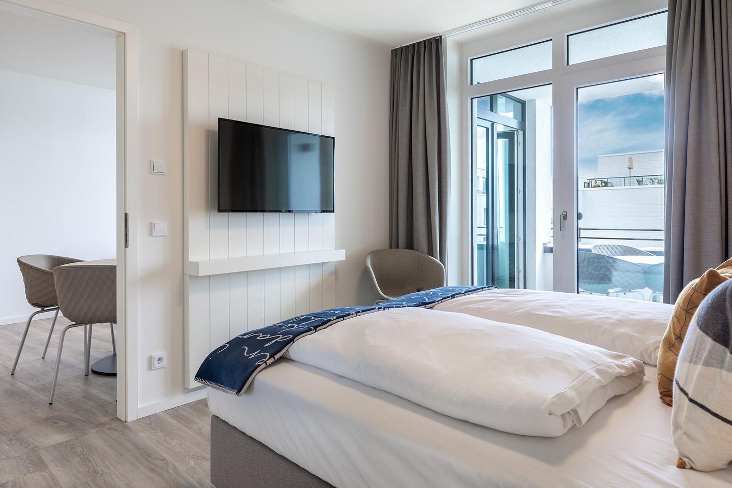 Godewindpark Travemünde Godewindpark Travemünde 3-05 Travemünde - Schlafzimmer mit Zugang zum Wohn-Essbereich