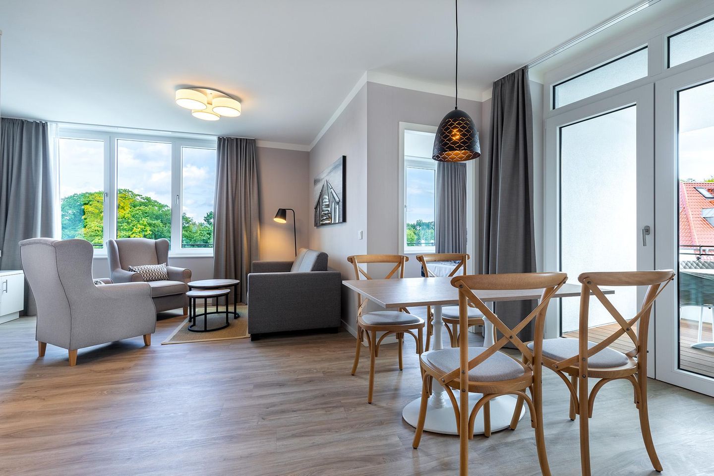 Godewindpark Travemünde Godewindpark Travemünde 3-18 Travemünde - Wohn-Essbereich mit Zugang zur Loggia