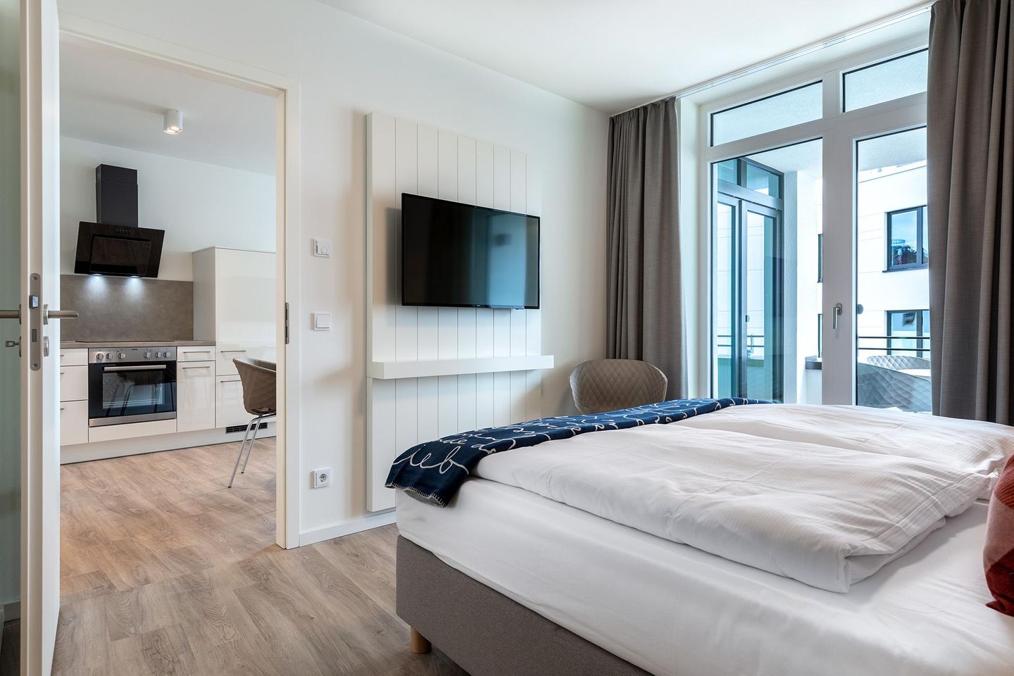 Godewindpark Travemünde Godewindpark Travemünde 2-11 Travemünde - Schlafzimmer mit Zugang zum Wohn-Essbereich