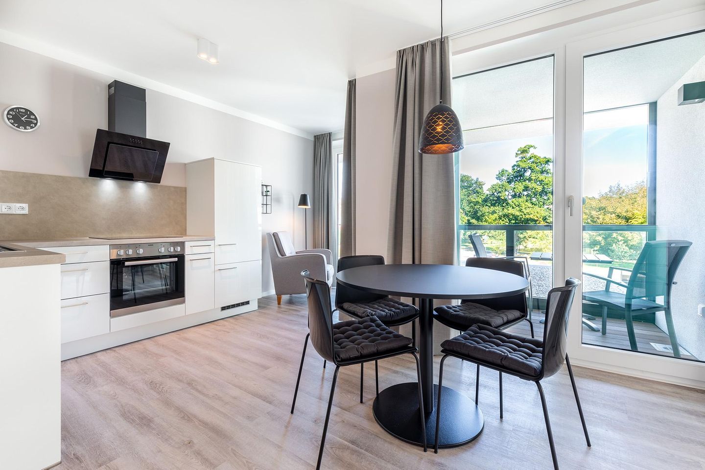 Godewindpark Travemünde Godewindpark Travemünde 1-16 Travemünde - Wohn-Essbereich mit offener Küche