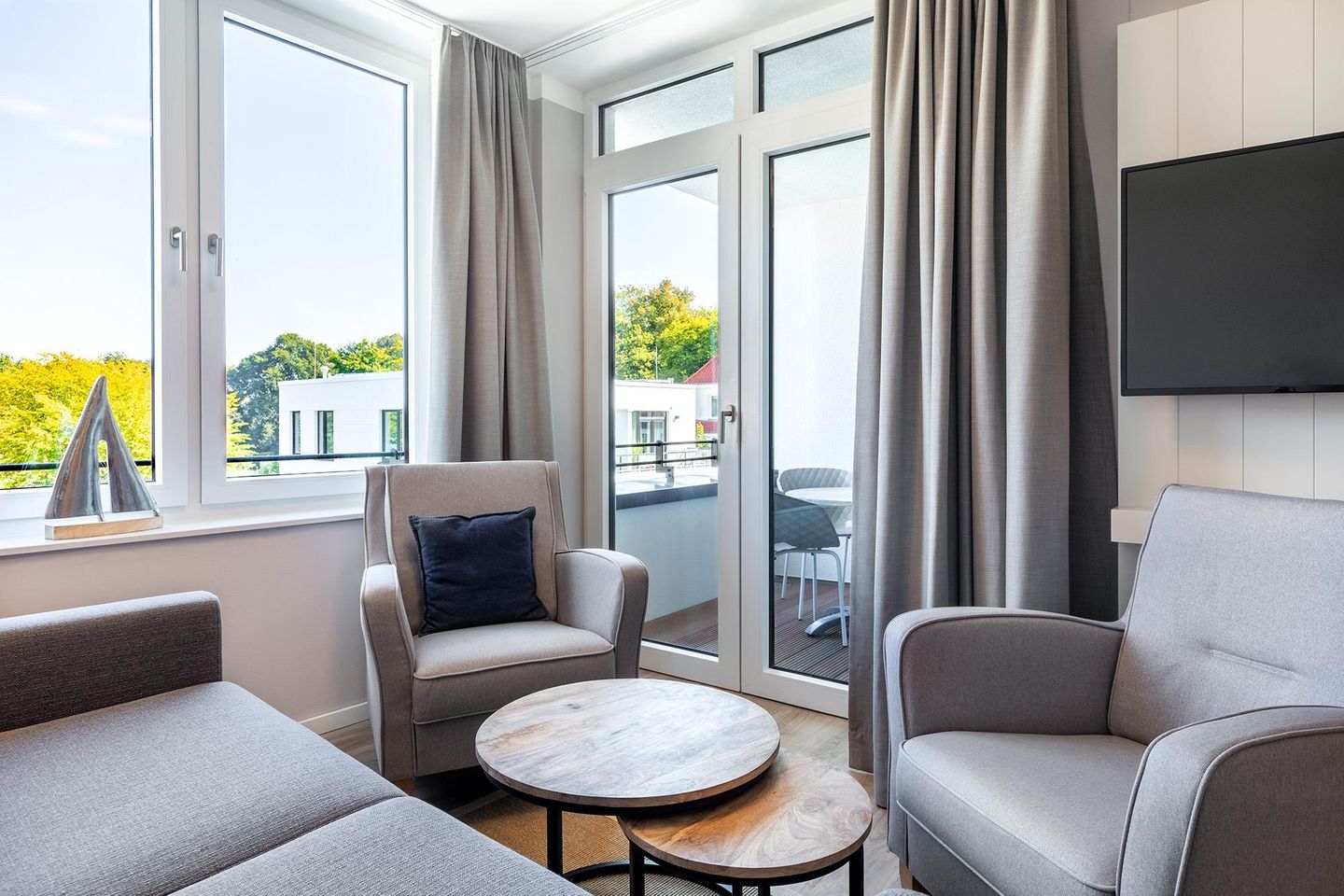 Godewindpark Travemünde Godewindpark Travemünde 2-14 Travemünde - Wohn-Essbereich mit Zugang zur Loggia