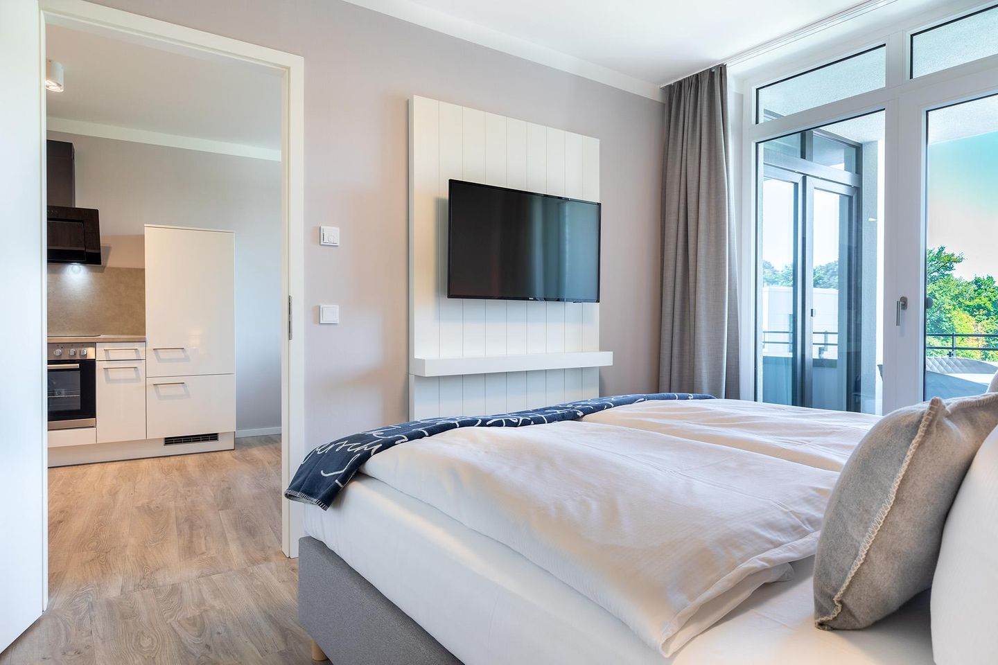 Godewindpark Travemünde Godewindpark Travemünde 2-14 Travemünde - Schlafzimmer mit Zugang zum Wohn-Essbereich