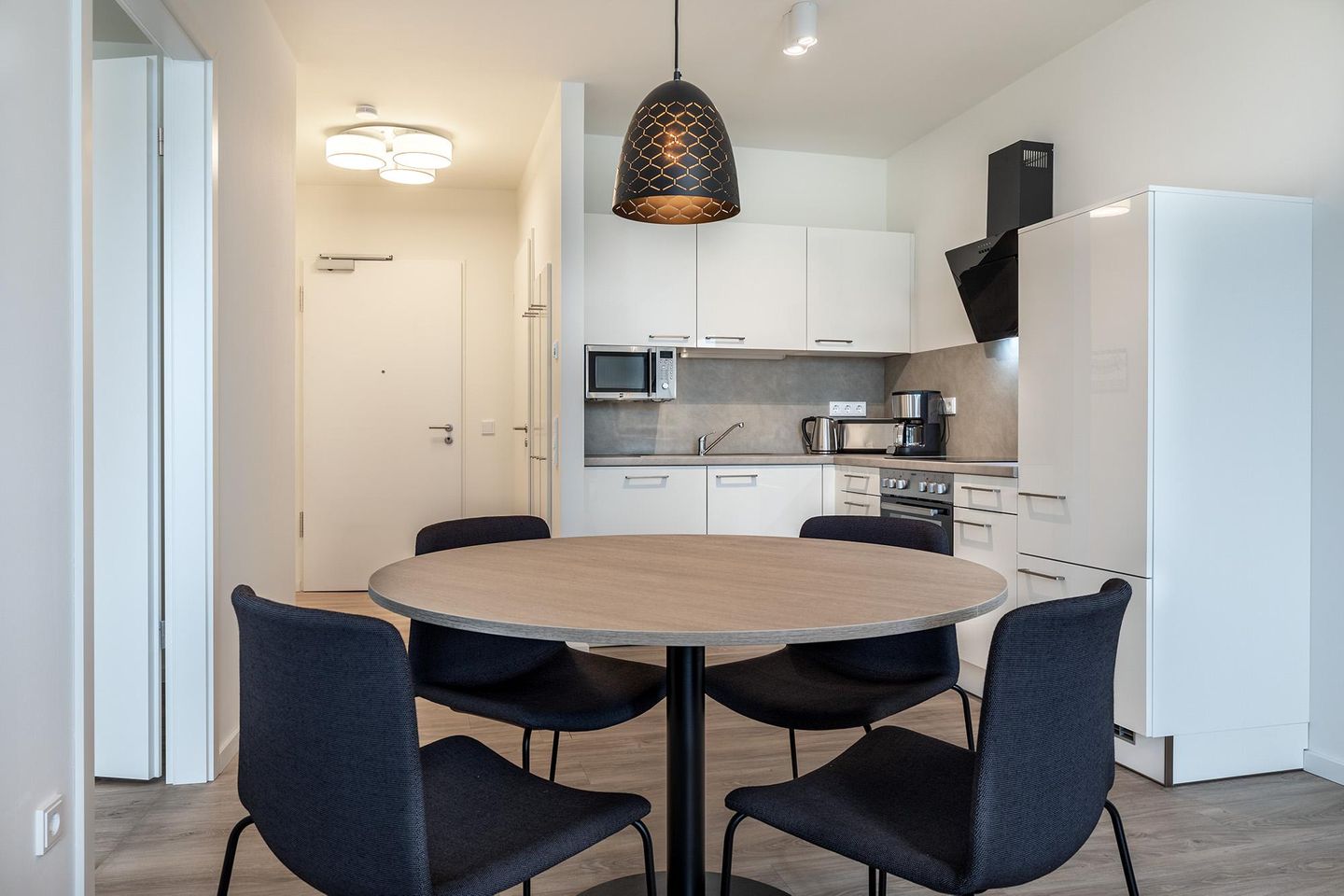 Godewindpark Travemünde Godewindpark Travemünde 3-15 Travemünde - Wohn-Essbereich mit offener Küche