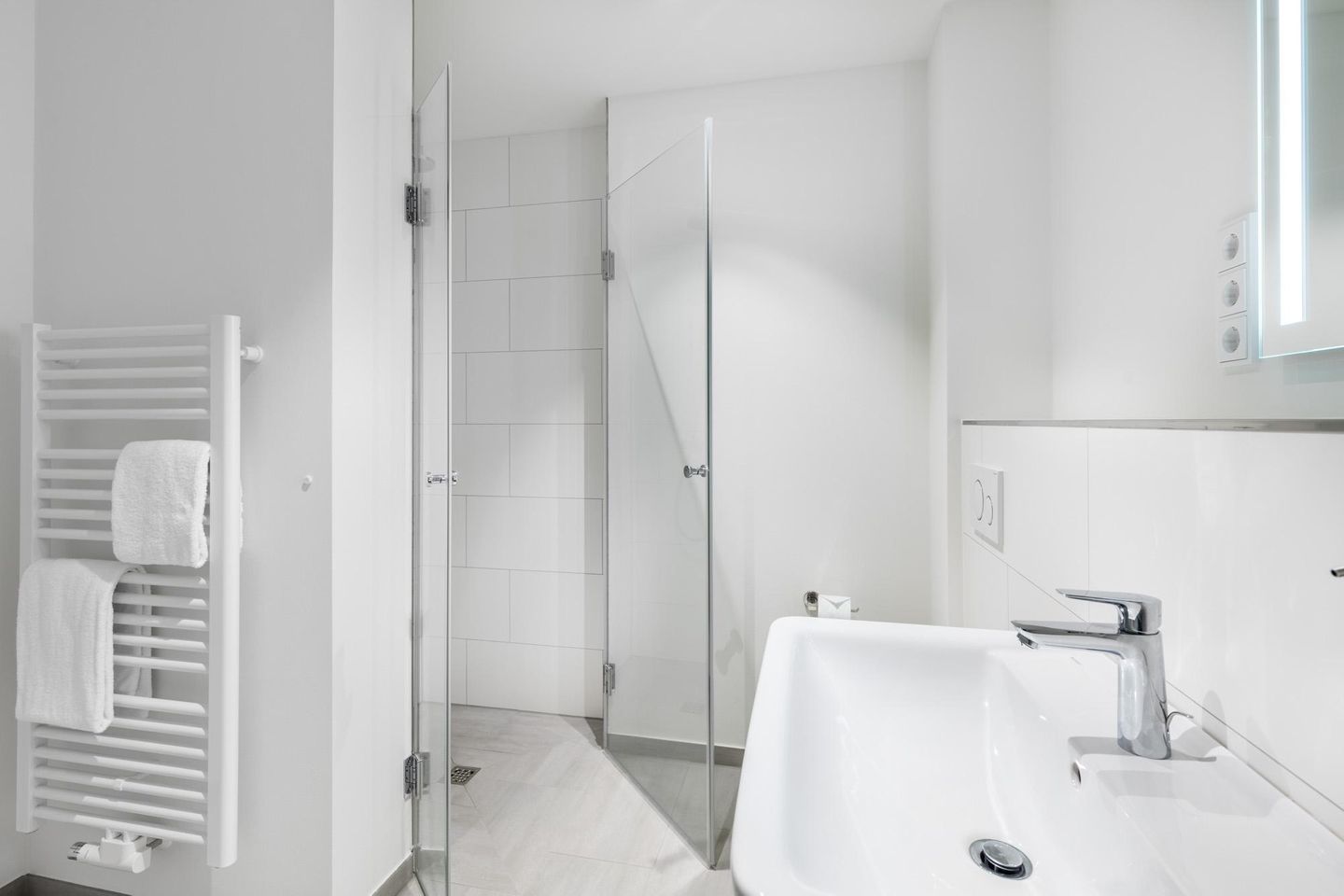 Godewindpark Travemünde Godewindpark Travemünde 3-17 Travemünde - Badezimmer "1" mit Dusche