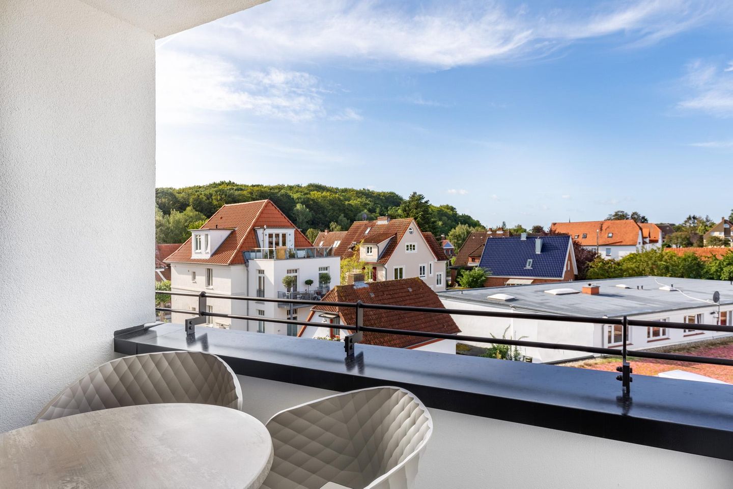 Godewindpark Travemünde Godewindpark Travemünde 3-17 Travemünde - Überdachte Loggia mit Ausblick