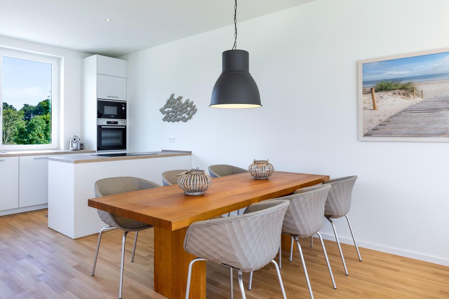 Villa Godewindpark Travemünde Villa Godewindpark Travemünde 02 Travemünde - Wohn-Essbereich mit Kochinsel