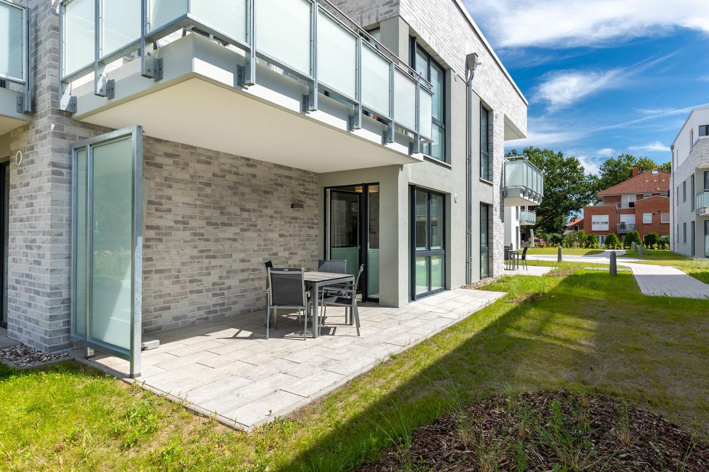 Aparthotel Ostseeallee Aparthotel Ostseeallee 2-09 Boltenhagen - Terrasse mit Zugang zum Wohn-/Essbereich