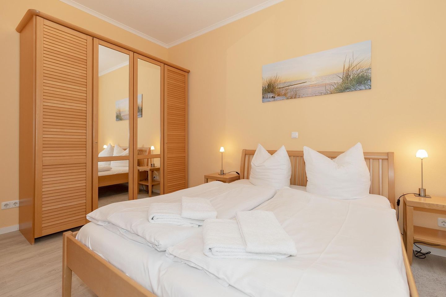 Dünenschloss Dünenschloss 1-42 Kühlungsborn - Schlafzimmer mit Doppelbett