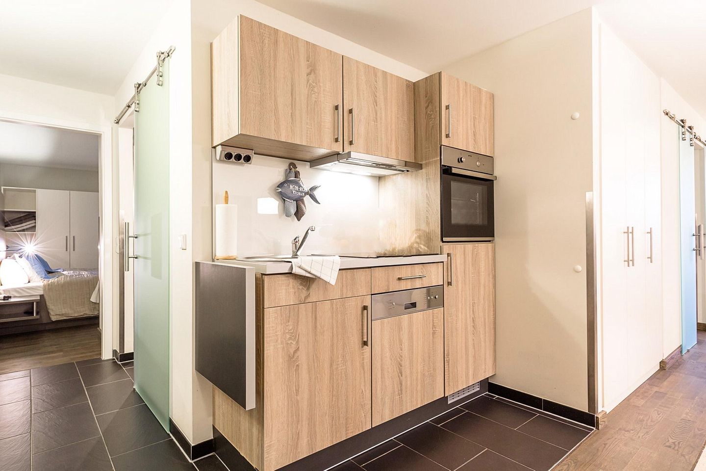 Resort Deichgraf Resort Deichgraf 31-09 Wremen - Küchenzeile mit Backofen