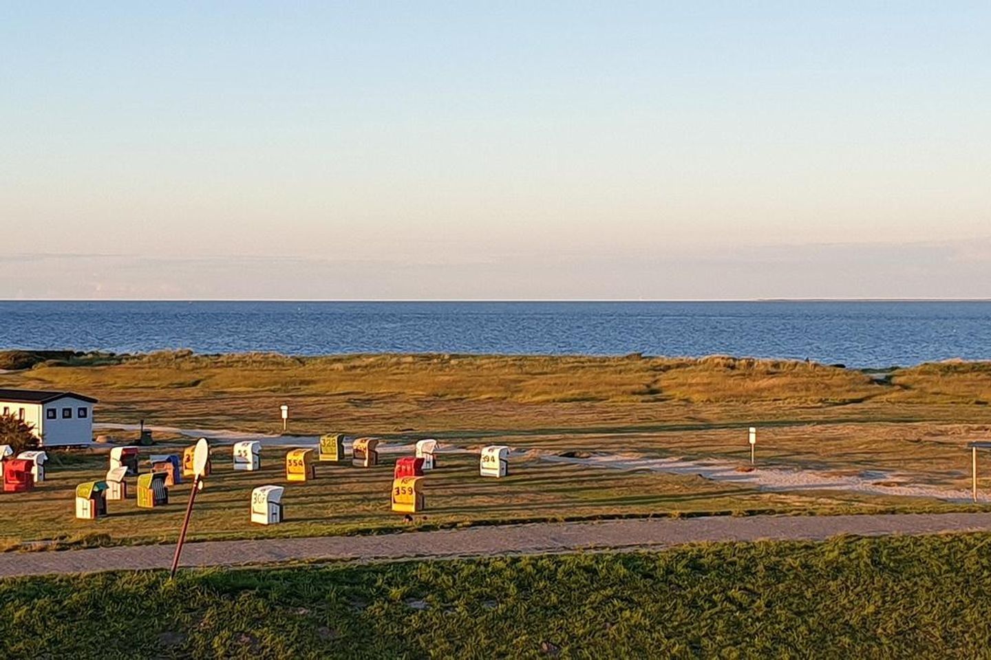 Hus Strandkieker Hus Strandkieker 03 Schillig - Balkon mit Ausblick