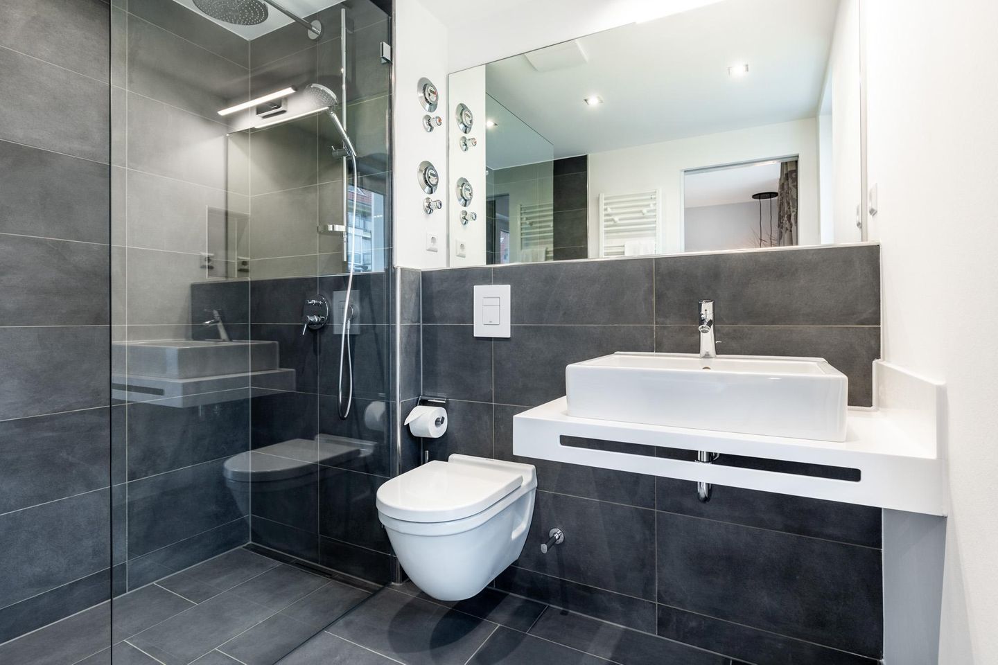 Apartmentanlage Meerblickvilla Apartmentanlage Meerblickvilla 0-01 Großenbrode - Badezimmer mit ebenerdiger Regendusche - gbmv0-01 - Großenbrode