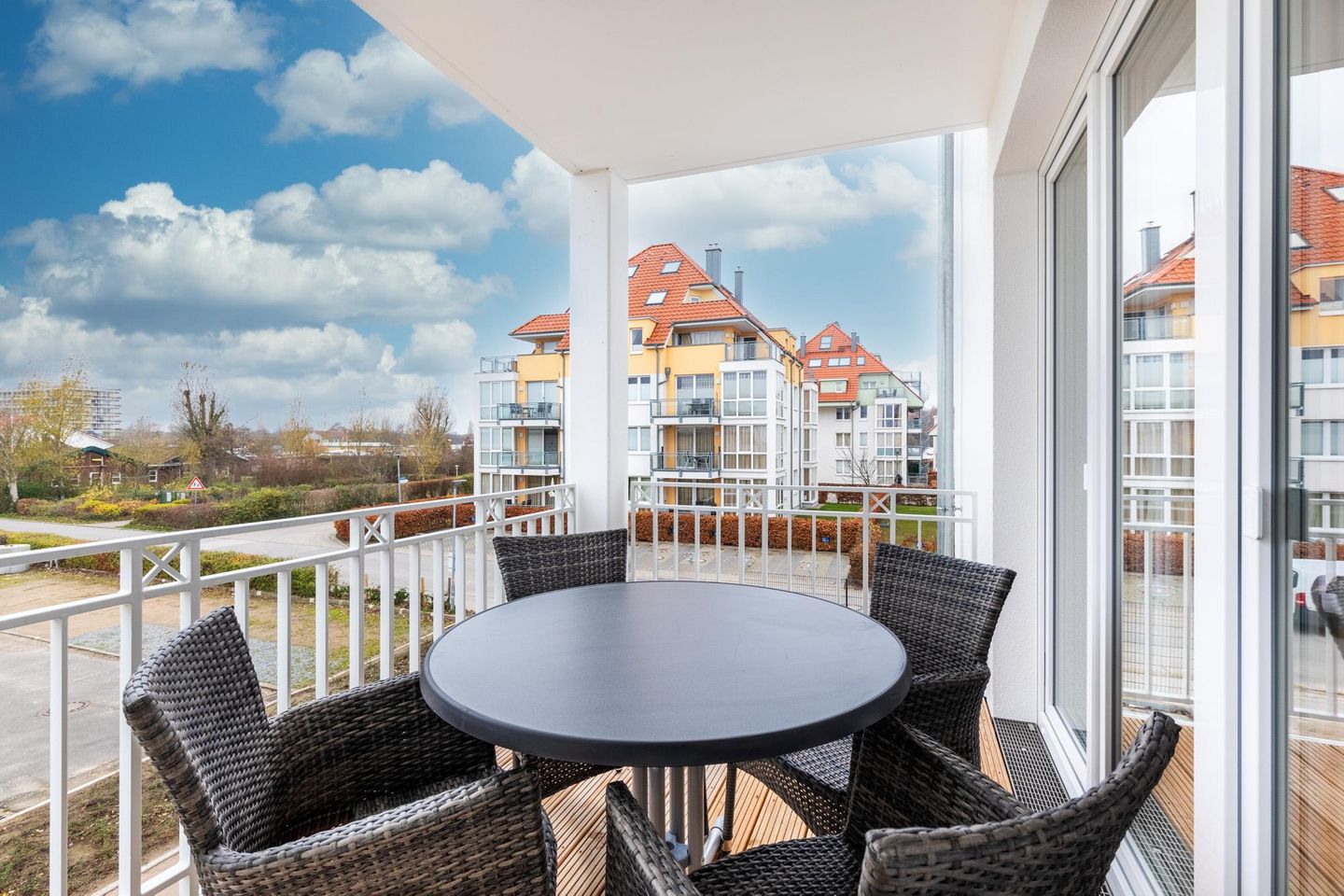 Apartmentanlage Meerblickvilla Apartmentanlage Meerblickvilla 1-04 Großenbrode - Balkon mit Zugang zum Wohn-/Essbereich - gbmv1-04 - Großenbrode