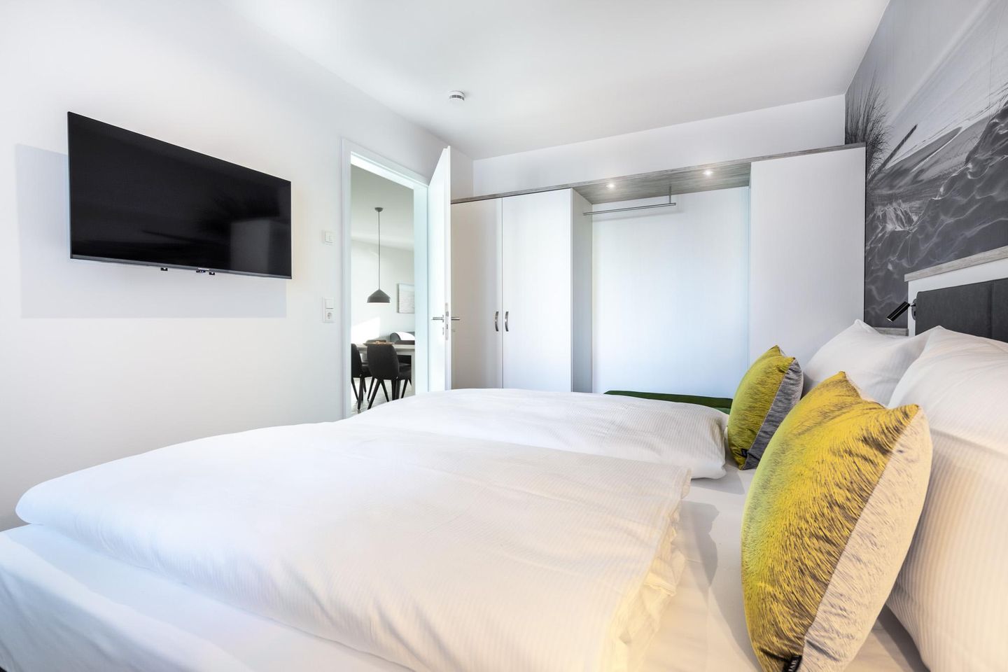 Apartmentanlage Meerblickvilla Apartmentanlage Meerblickvilla 1-10 Großenbrode - Schlafzimmer 1 mit Flatscreen-TV