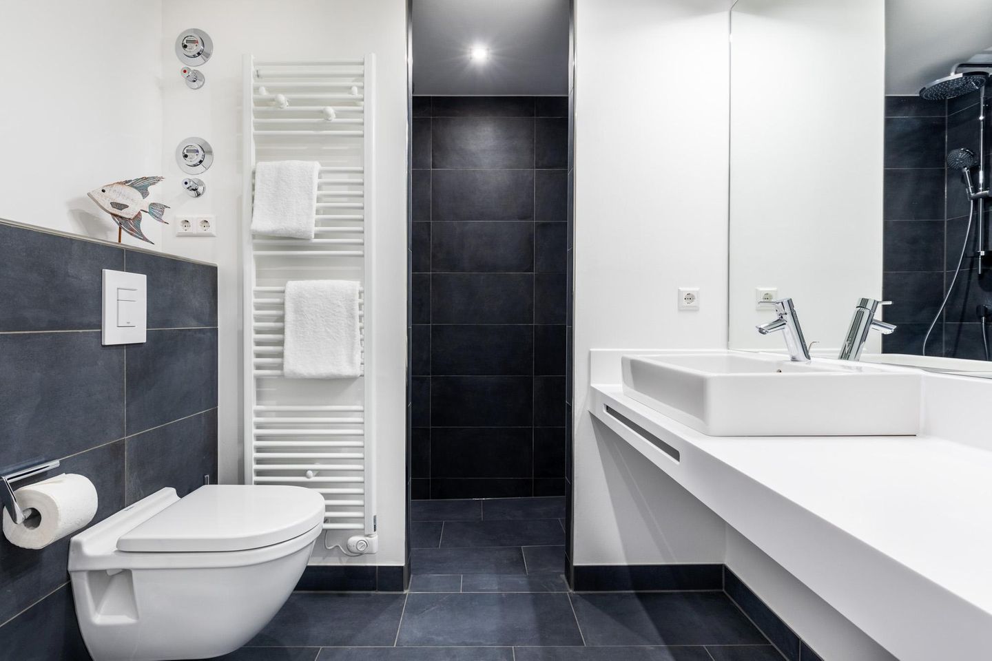 Apartmentanlage Meerblickvilla Apartmentanlage Meerblickvilla 2-20 Großenbrode - Badezimmer mit Waschtisch