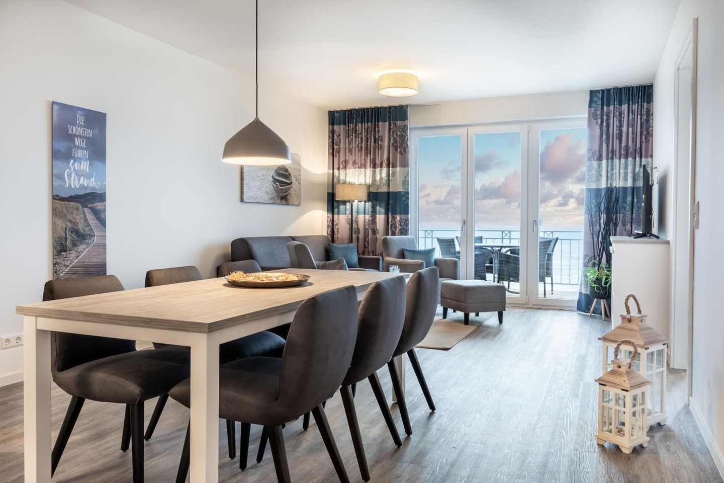 Apartmentanlage Meerblickvilla Apartmentanlage Meerblickvilla 2-24 Großenbrode - Wohn-/Essbereich mit Sitzgelegenheit