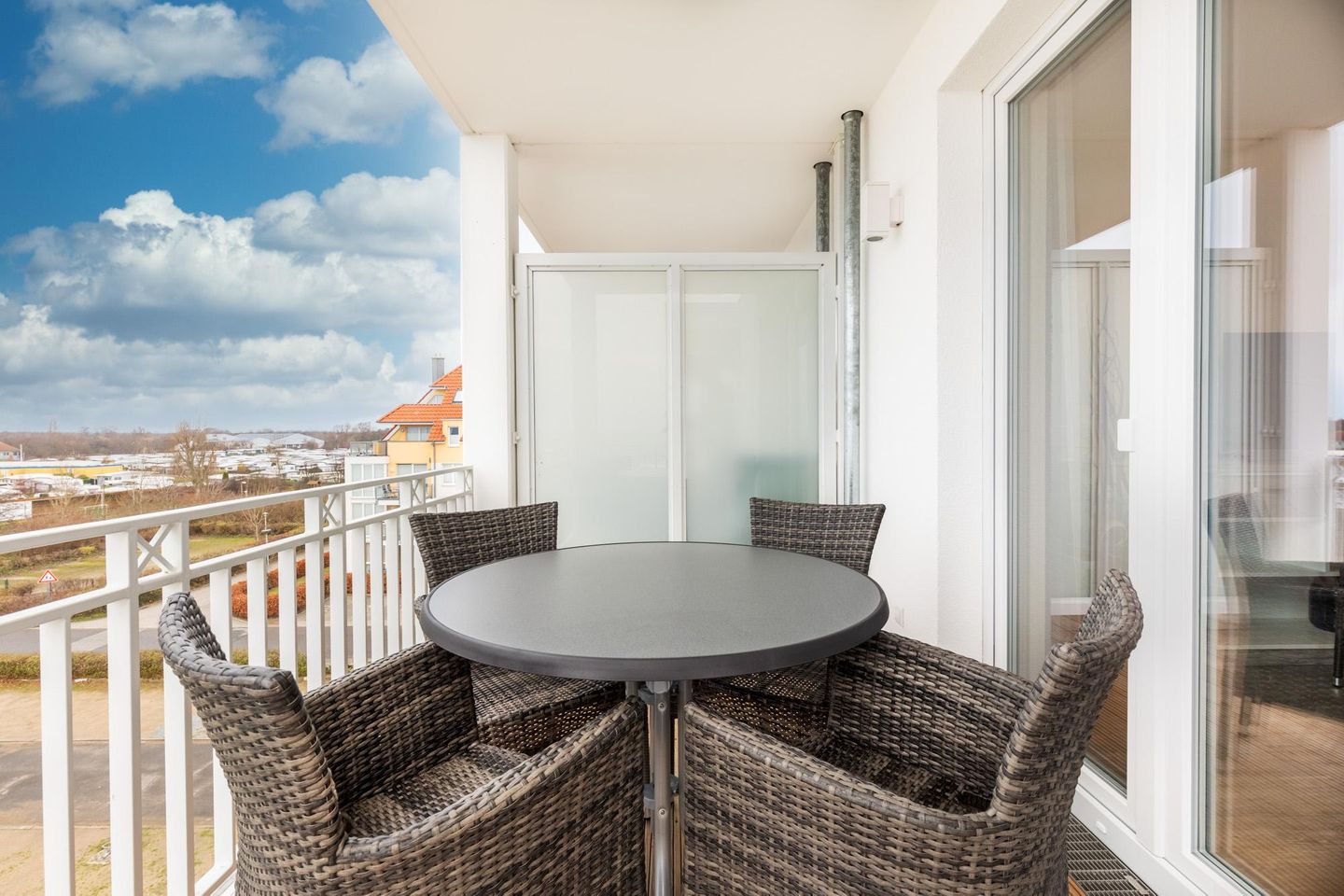 Apartmentanlage Meerblickvilla Apartmentanlage Meerblickvilla 3-35 Großenbrode - Balkon mit Zugang zum Wohn-/Essbereich