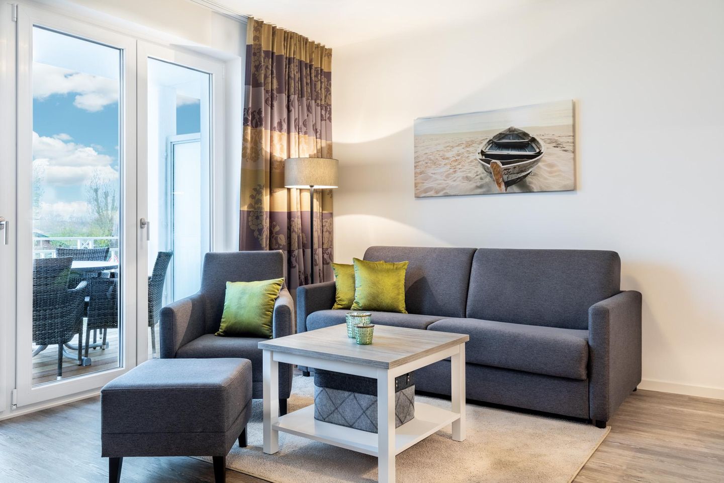 Apartmentanlage Meerblickvilla Apartmentanlage Meerblickvilla 1-05 Großenbrode - Wohn-/Essbereich mit Doppelschlafcouch - gbmv1-05 - Großenbrode