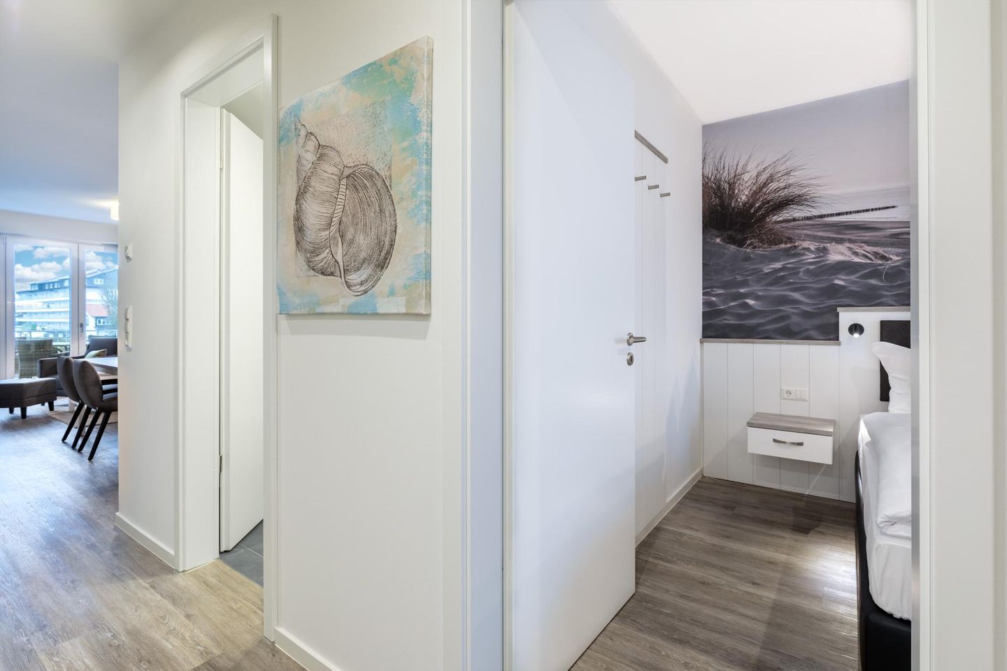 Apartmentanlage Meerblickvilla Apartmentanlage Meerblickvilla 1-05 Großenbrode - Flur mit Blick zum Schlafzimmer - gbmv1-05 - Großenbrode