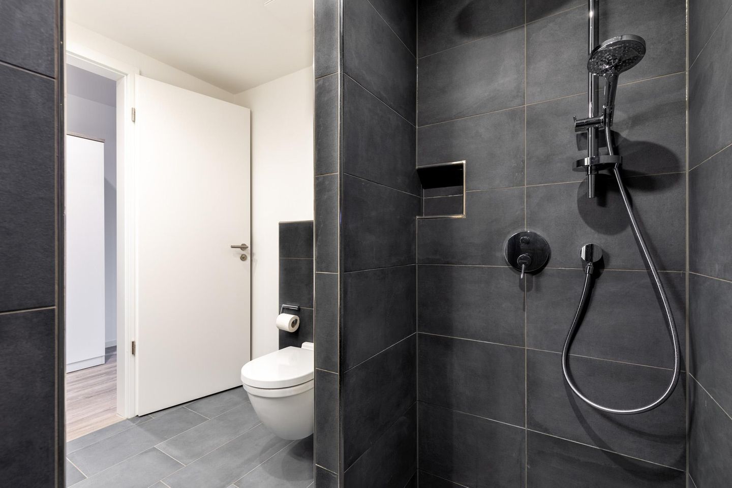 Apartmentanlage Meerblickvilla Apartmentanlage Meerblickvilla 1-05 Großenbrode - Badezimmer mit Dusche und WC - gbmv1-05 - Großenbrode