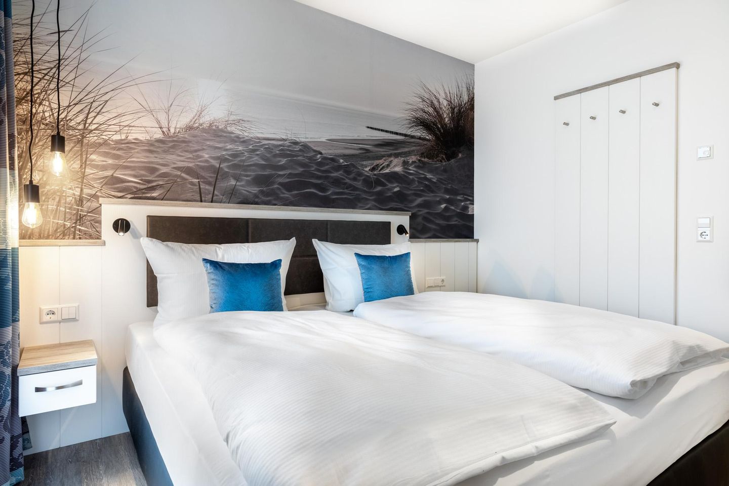 Apartmentanlage Meerblickvilla Apartmentanlage Meerblickvilla 1-08 Großenbrode - Schlafzimmer mit Boxspringbett