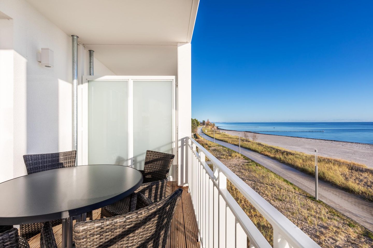 Apartmentanlage Meerblickvilla Apartmentanlage Meerblickvilla 2-22 Großenbrode - Balkon 1 mit Ostseeblick