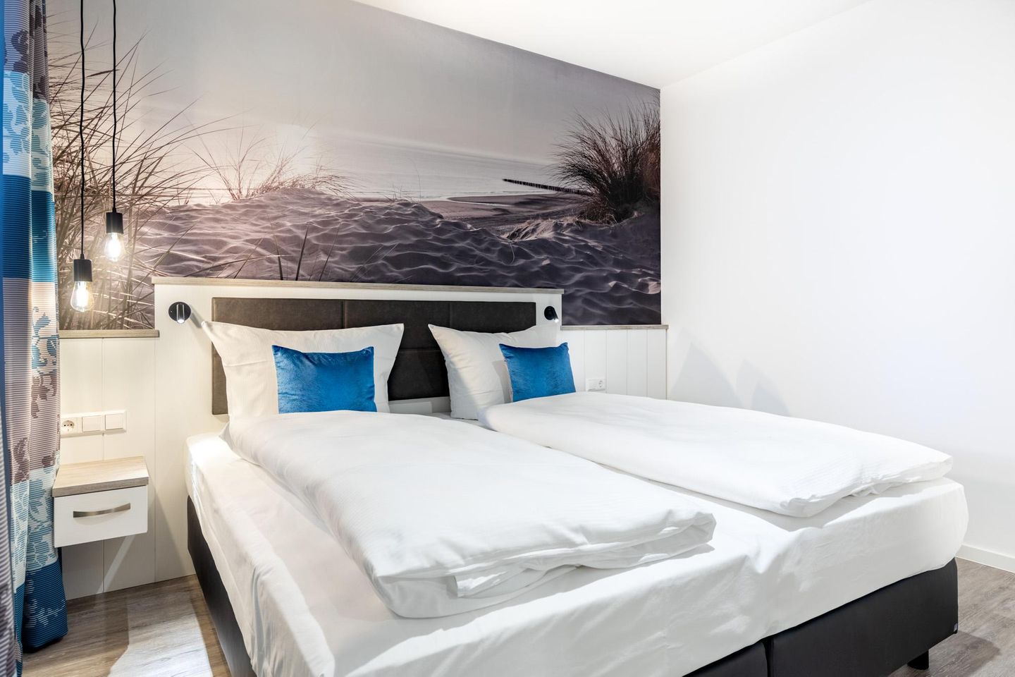 Apartmentanlage Meerblickvilla Apartmentanlage Meerblickvilla 2-23 Großenbrode - Schlafzimmer 2 mit Boxspringbett