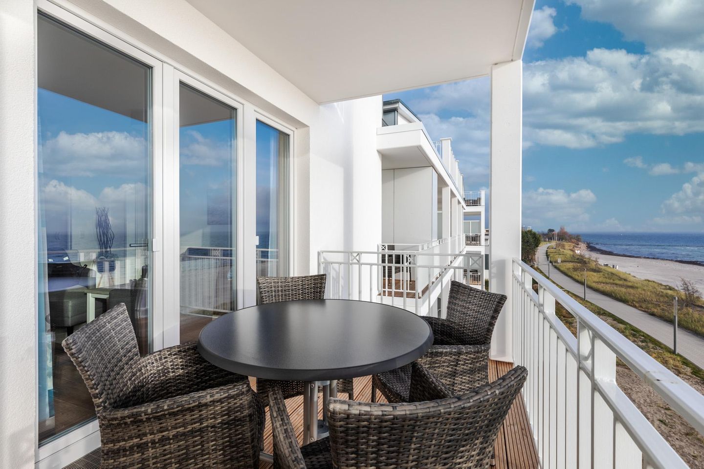 Apartmentanlage Meerblickvilla Apartmentanlage Meerblickvilla 3-37 Großenbrode - Balkon mit Zugang zum Wohn-/Essbereich