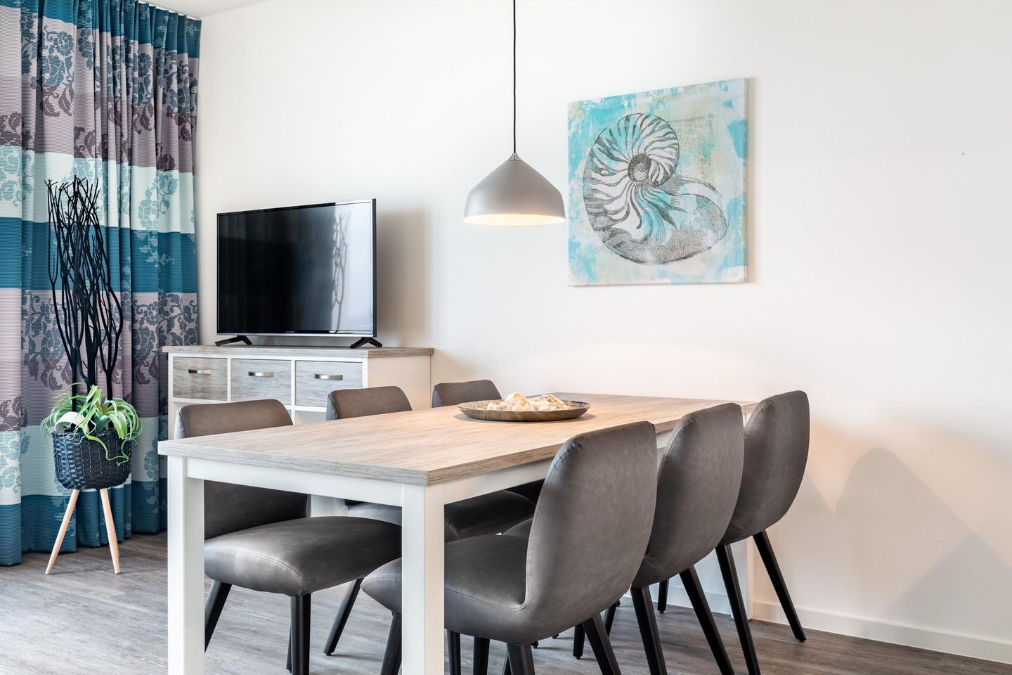 Apartmentanlage Meerblickvilla Apartmentanlage Meerblickvilla 3-37 Großenbrode - Wohn-/Essbereich mit Esstisch