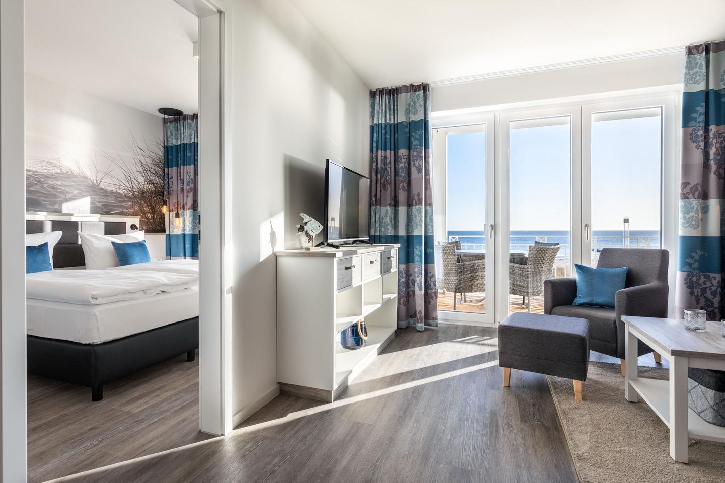 Apartmentanlage Meerblickvilla Apartmentanlage Meerblickvilla 1-11 Großenbrode - Wohn-/Essbereich mit Zugang zum Schlafzimmer