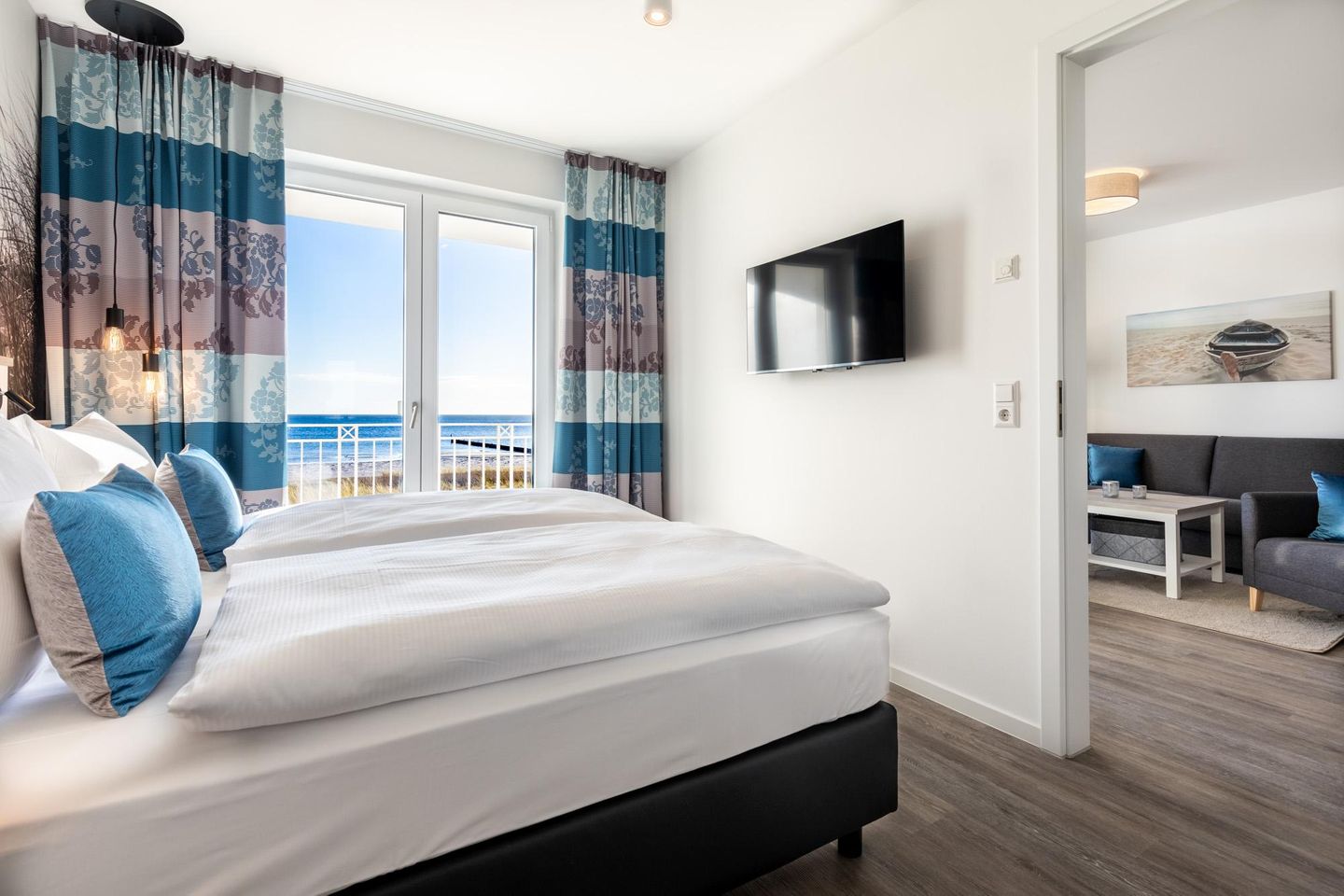 Apartmentanlage Meerblickvilla Apartmentanlage Meerblickvilla 1-11 Großenbrode - Schlafzimmer 2 mit Flatscreen-TV