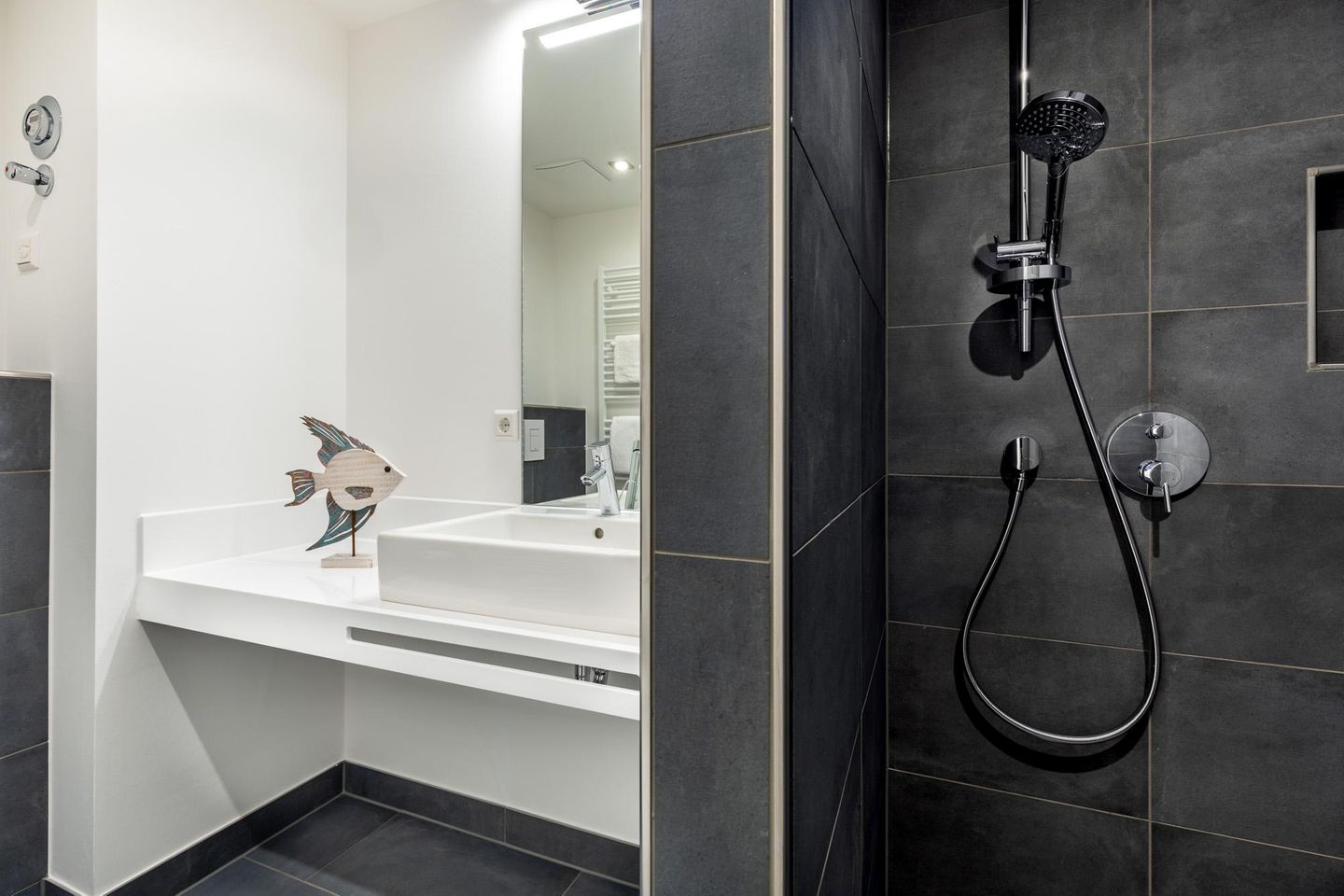 Apartmentanlage Meerblickvilla Apartmentanlage Meerblickvilla 1-11 Großenbrode - Badezimmer mit Regendusche