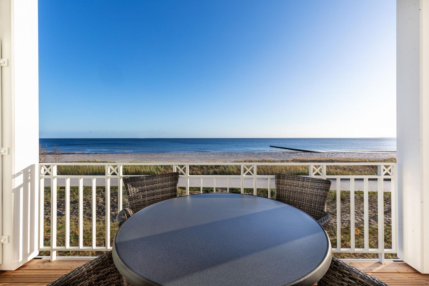 Apartmentanlage Meerblickvilla Apartmentanlage Meerblickvilla 1-12 Großenbrode - Balkon mit Ostseeblick