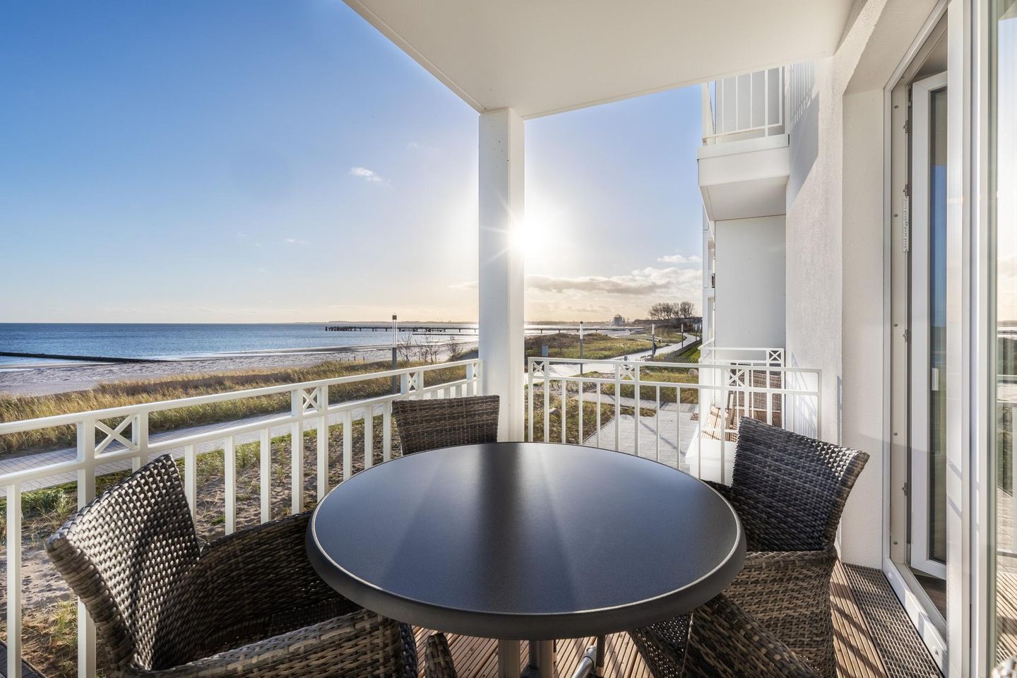 Apartmentanlage Meerblickvilla Apartmentanlage Meerblickvilla 1-12 Großenbrode - Balkon mit Überdachung