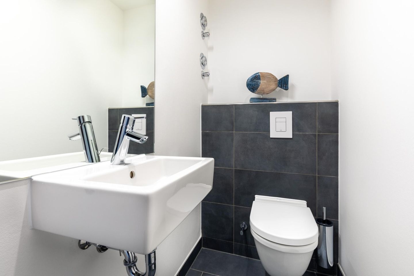 Apartmentanlage Meerblickvilla Apartmentanlage Meerblickvilla 1-12 Großenbrode - WC und Waschtisch