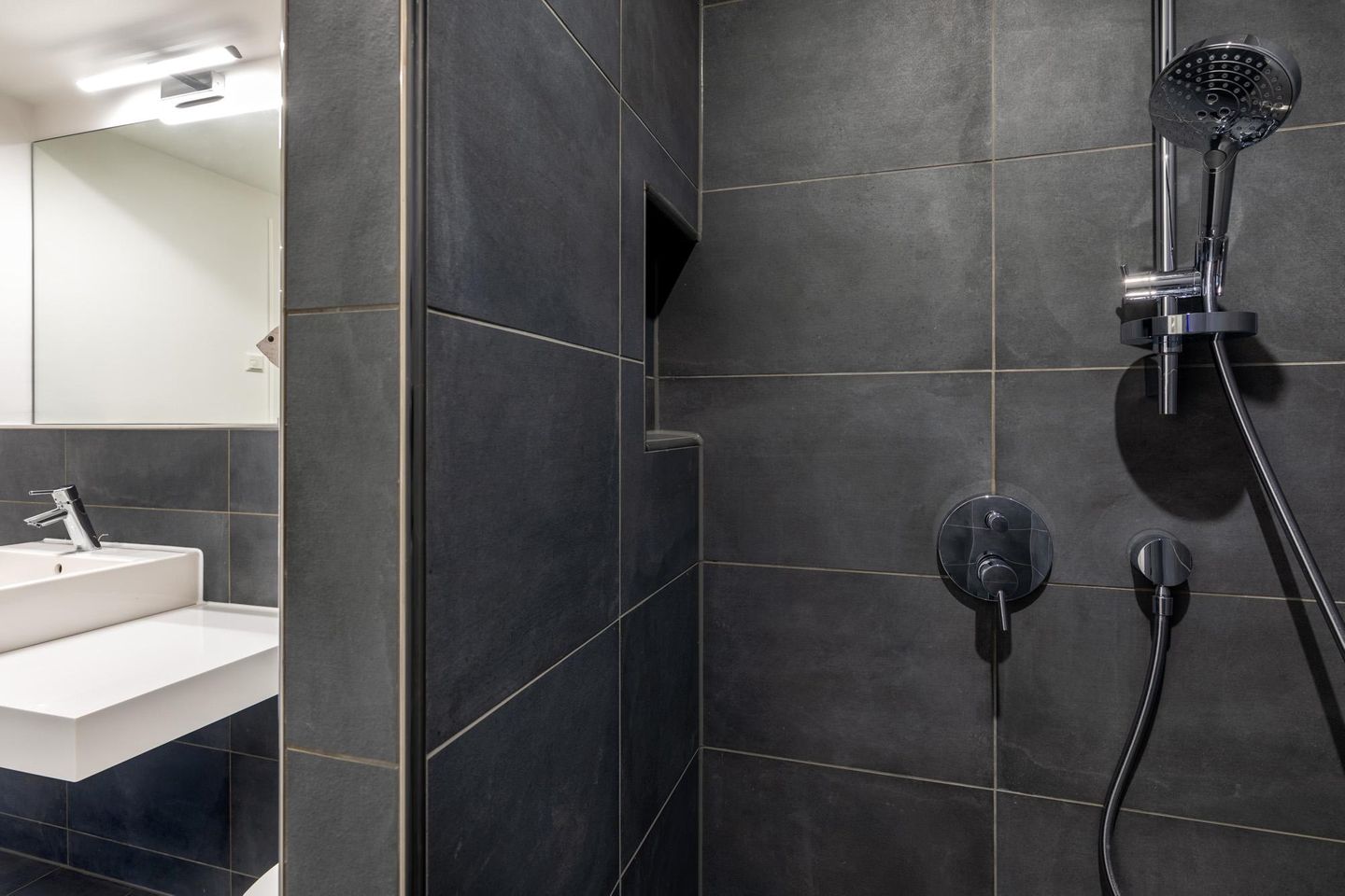 Apartmentanlage Meerblickvilla Apartmentanlage Meerblickvilla 2-27 Großenbrode - Badezimmer mit Regendusche