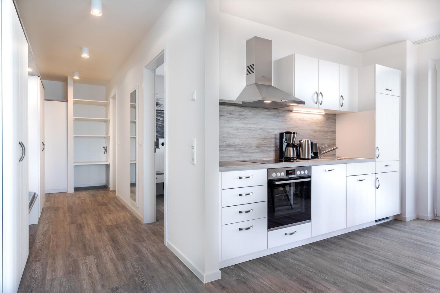 Apartmentanlage Meerblickvilla Apartmentanlage Meerblickvilla 2-27 Großenbrode - Wohn-/Essbereich mit Küchenzeile