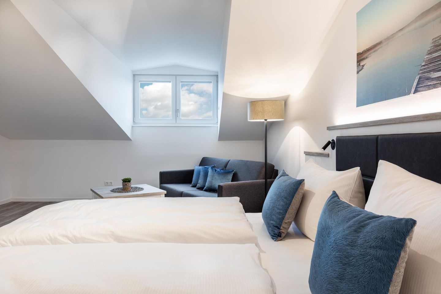 Apartmentanlage Meerblickvilla Apartmentanlage Meerblickvilla 3-33 Großenbrode - Schlafzimmer mit Boxspringbett