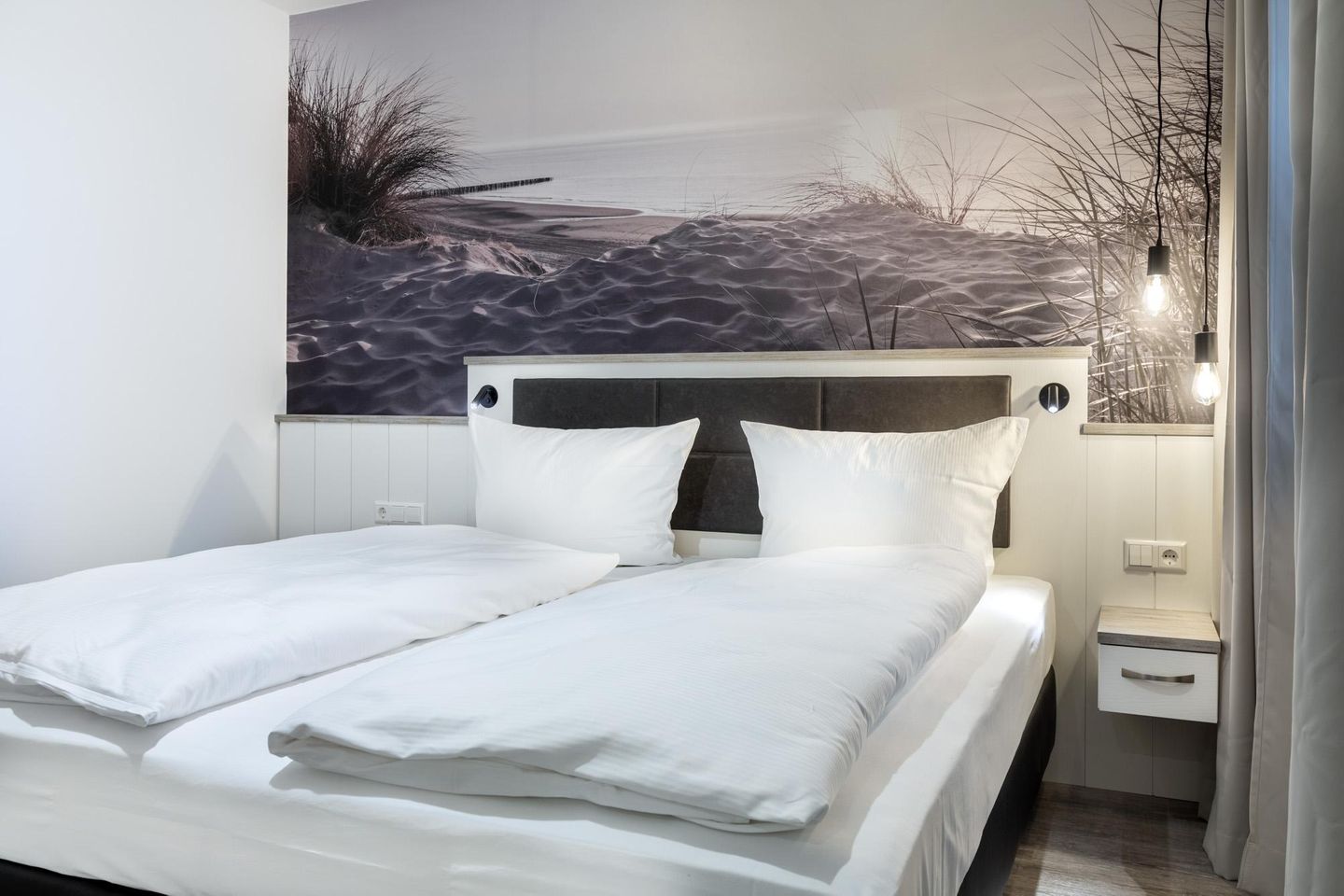 Apartmentanlage Meerblickvilla Apartmentanlage Meerblickvilla 3-40 Großenbrode - Schlafzimmer mit Boxspringbett