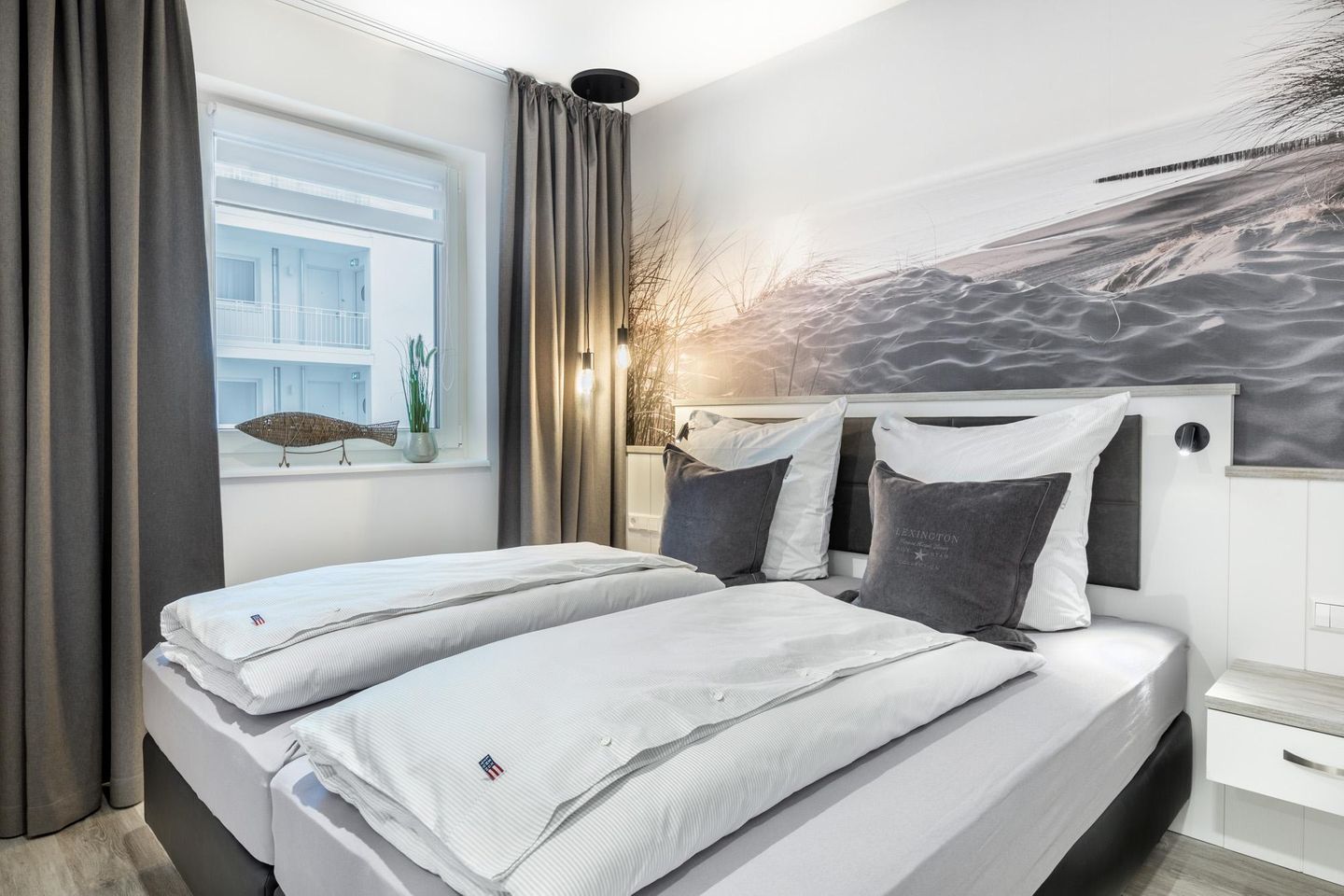 Apartmentanlage Meerblickvilla Apartmentanlage Meerblickvilla 1-15 Großenbrode - Schlafzimmer mit Boxspringbett