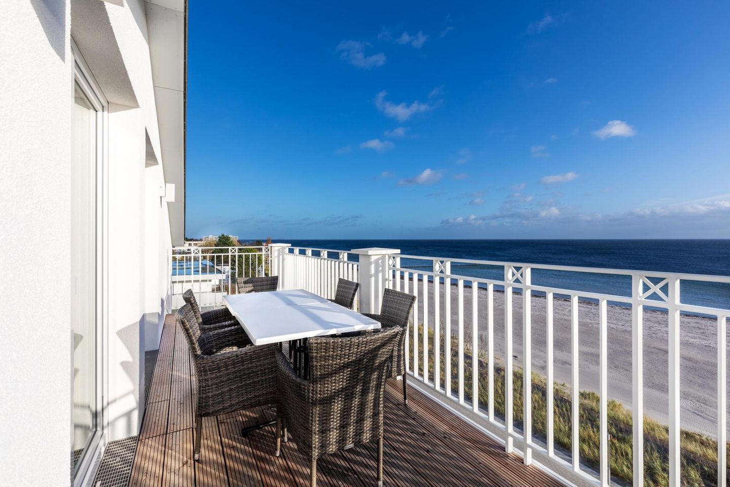 Apartmentanlage Meerblickvilla Apartmentanlage Meerblickvilla 4-48 Großenbrode - Balkon mit Ostseeblick