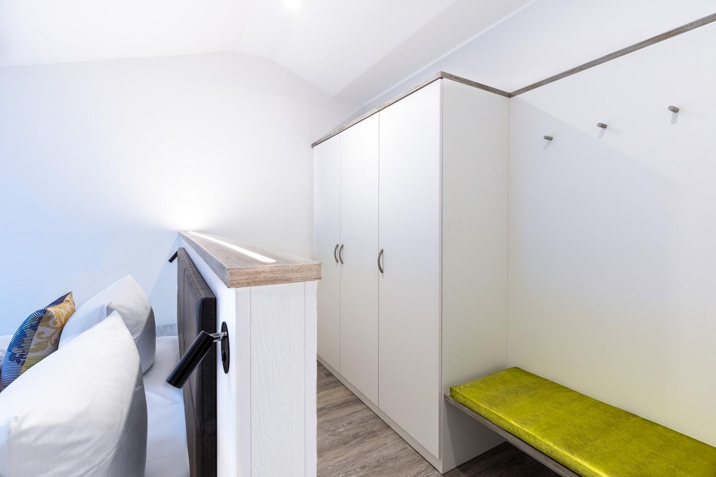 Apartmentanlage Meerblickvilla Apartmentanlage Meerblickvilla 4-48 Großenbrode - Schlafzimmer mit Kleiderschrank