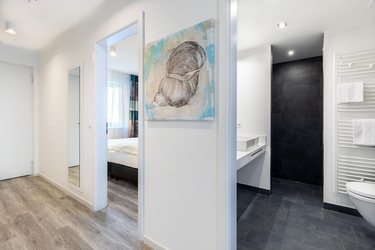 Apartmentanlage Meerblickvilla Apartmentanlage Meerblickvilla 2-30 Großenbrode - Entrée mit Zugang zum Badezimmer